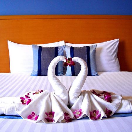 Iyarin @ Tuk Chang Hotel Μπανγκόκ Εξωτερικό φωτογραφία