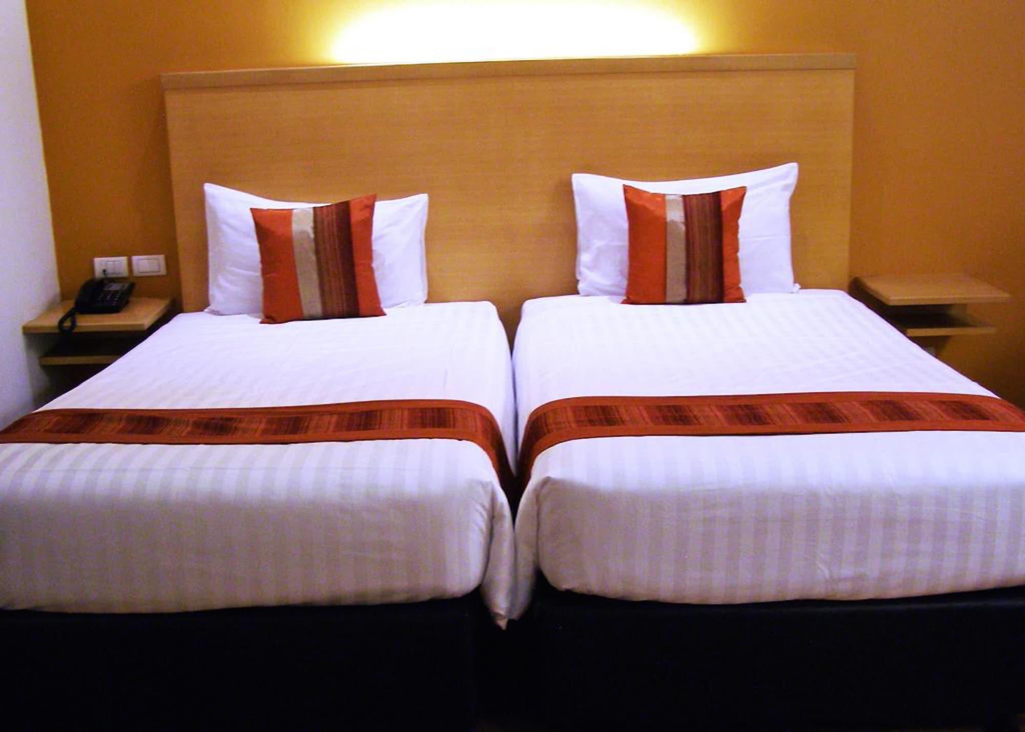 Iyarin @ Tuk Chang Hotel Μπανγκόκ Εξωτερικό φωτογραφία